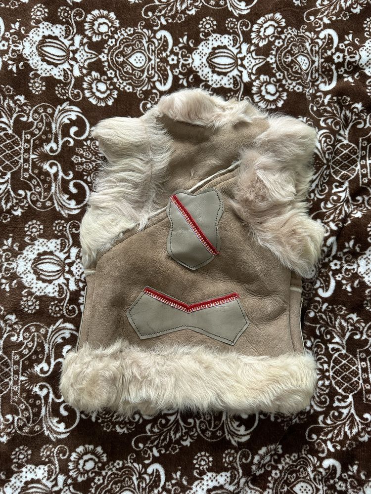 Продам детскую жилетку