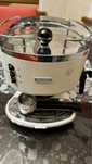 Продам рожковую кофеварку Delonghi EC-0311W
