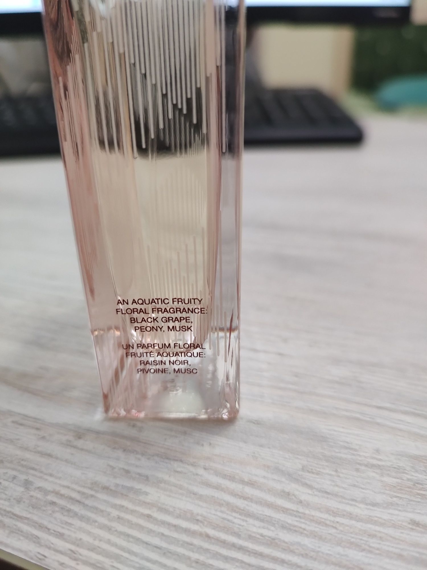 Туалетная вода для женщин Burberry Brit sheer