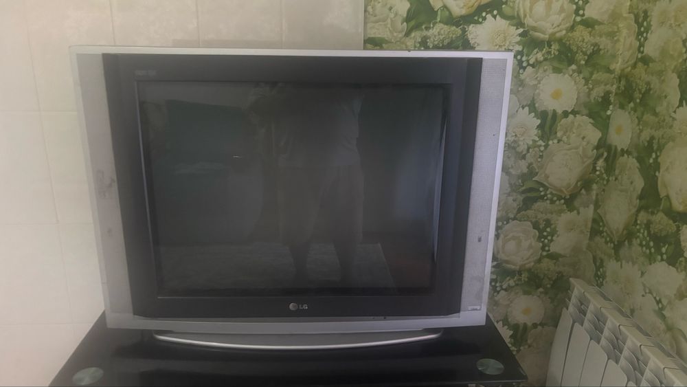 Телевизор LG б/у
