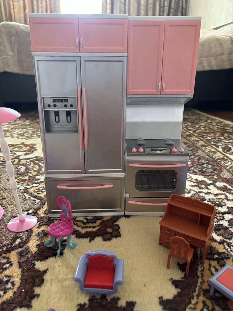 Игрушечная мебель