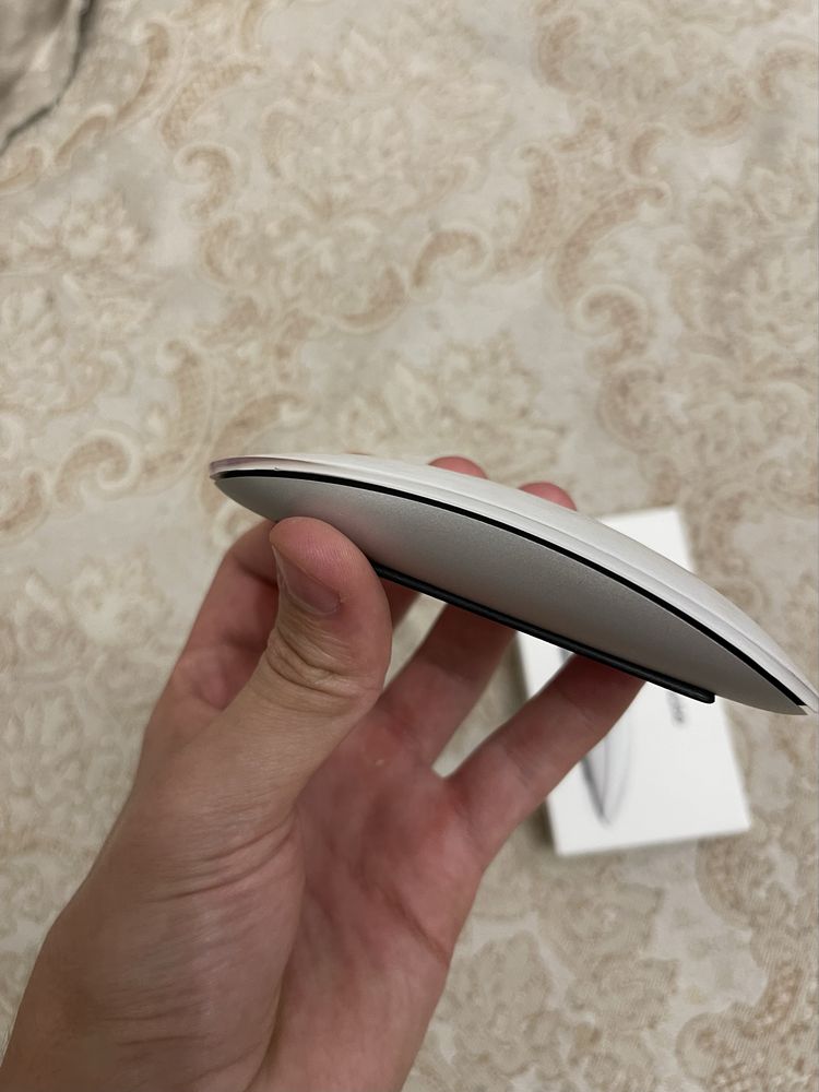 Apple magic mouse 2 в отличном состоянии с гарантией!