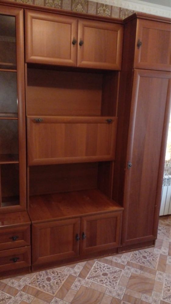 Стенка сатылады бағасы 35000 саудасы бар