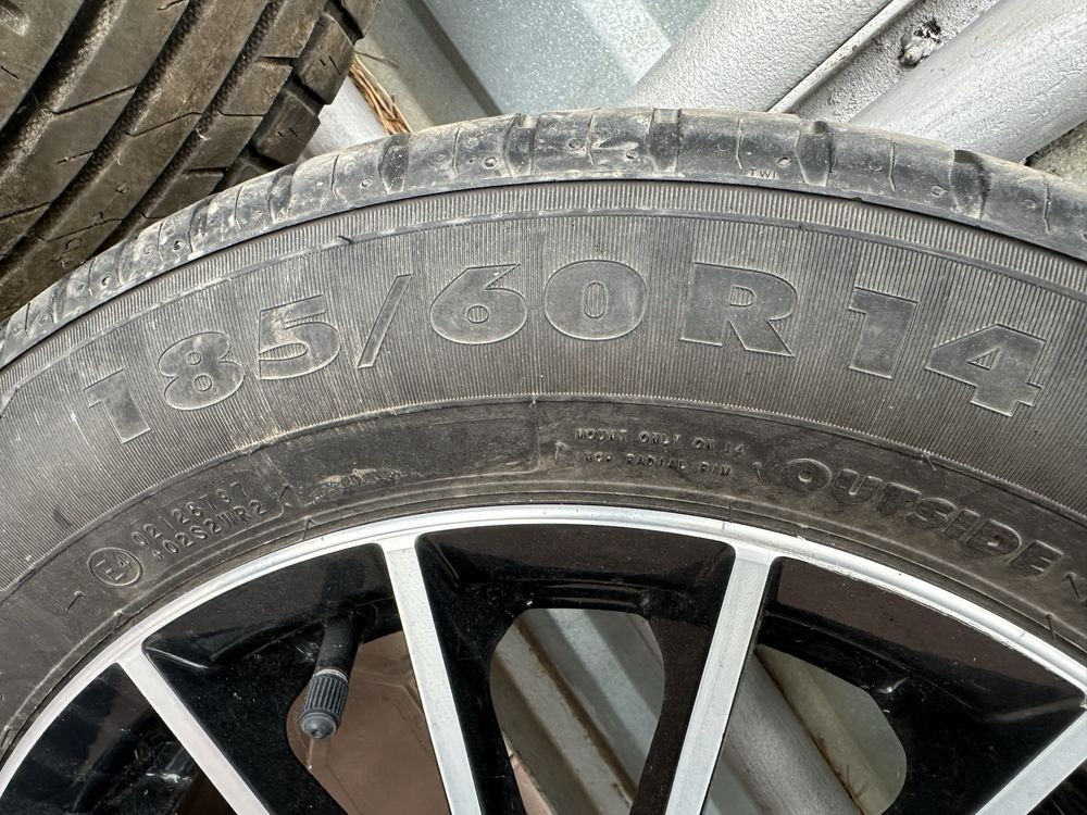 Диски резина R14 стояли на Ауди, в хорошем состоянии