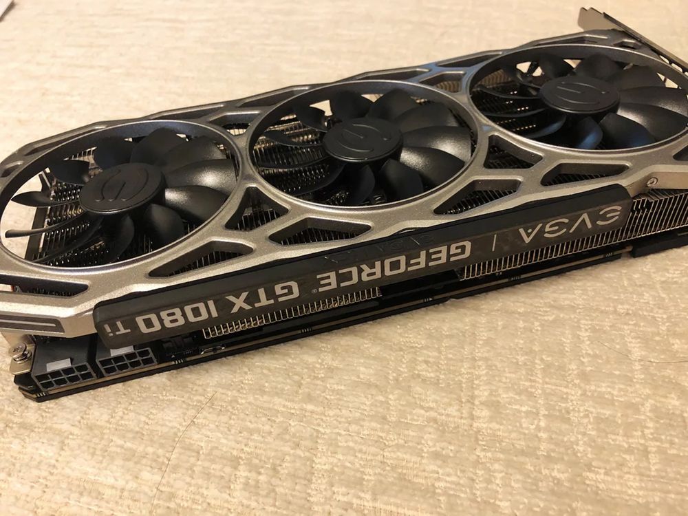 Видеокарта EVGA GTX 1080 Ti 11GB Geforce