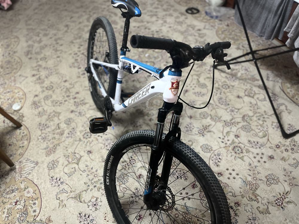 Продаю двухподвес MTB-велосипед Career