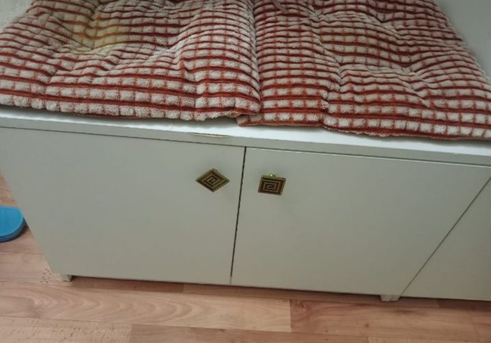 Продам прихожую.
