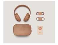 Новые наушники Beats Studio Pro Kim Kardashian (золотистый)
