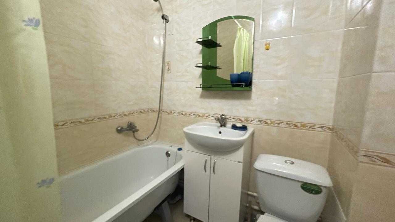 Продажа однокомнатной квартиры на втором этаже.