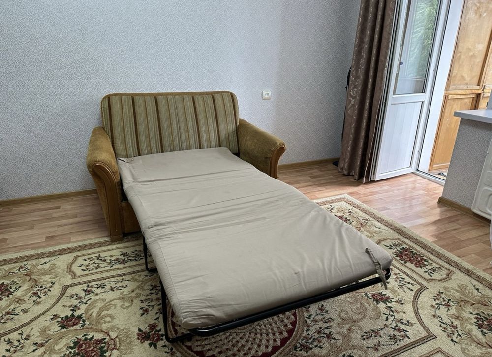Софа в хорошем состояние раскладной продаю в связи с перездом