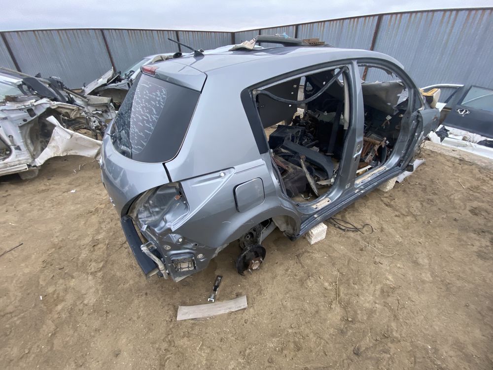 Nissan Tida. Nissan Latio, Nissan Versa по запчастьям г.Атырау