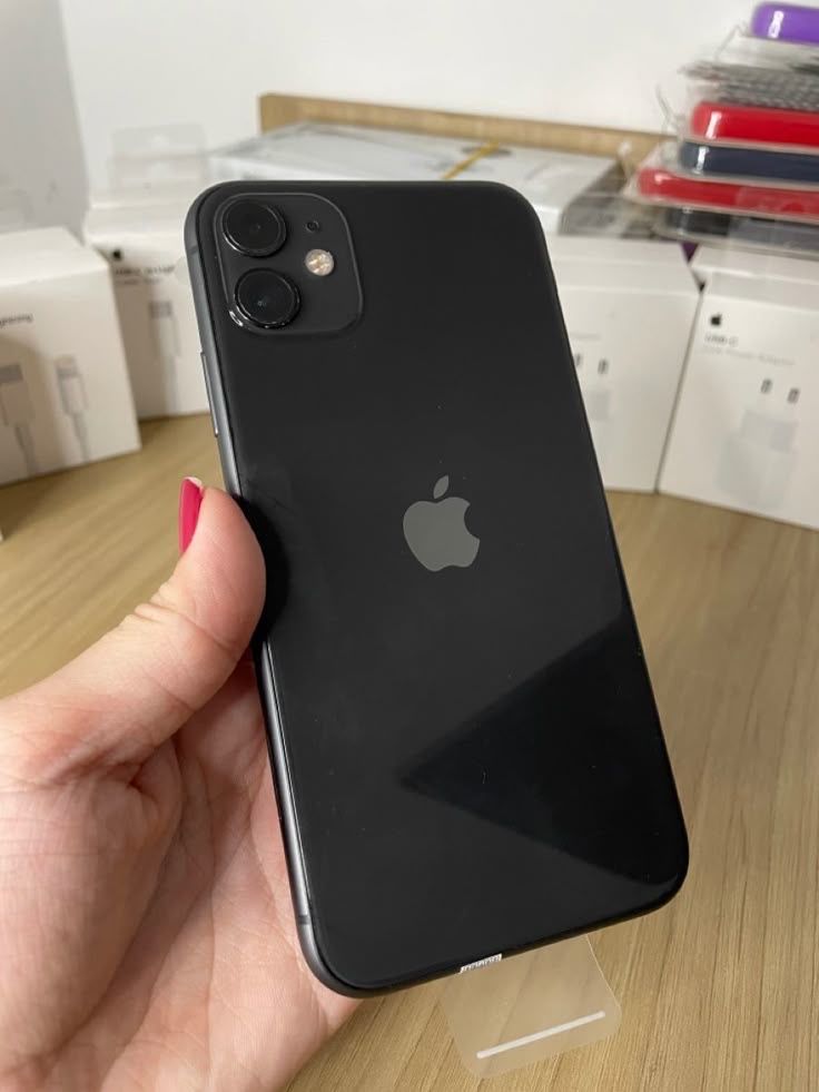 Iphone 11 / 128Гб / Новый аккумулятор 100% / Подарок более 10 чехлов