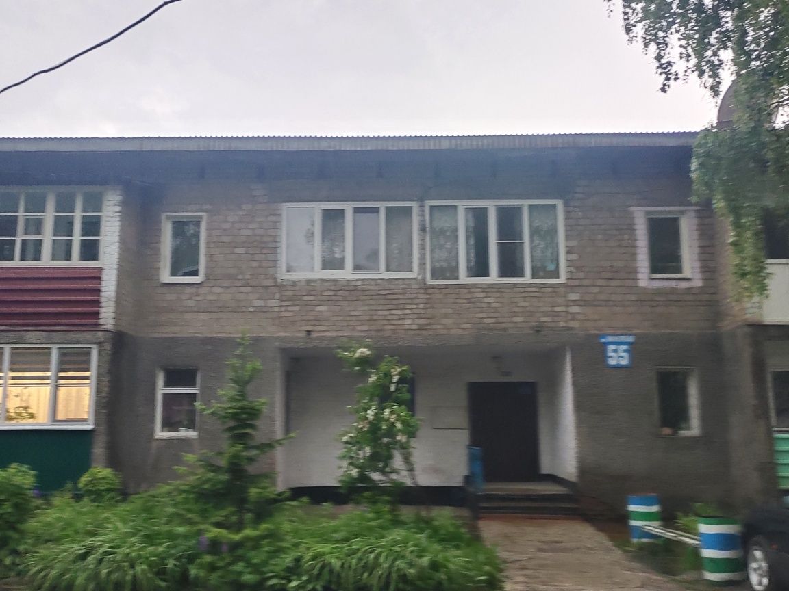 Продам  2 - х комнатную  квартиру район ВГСЧ