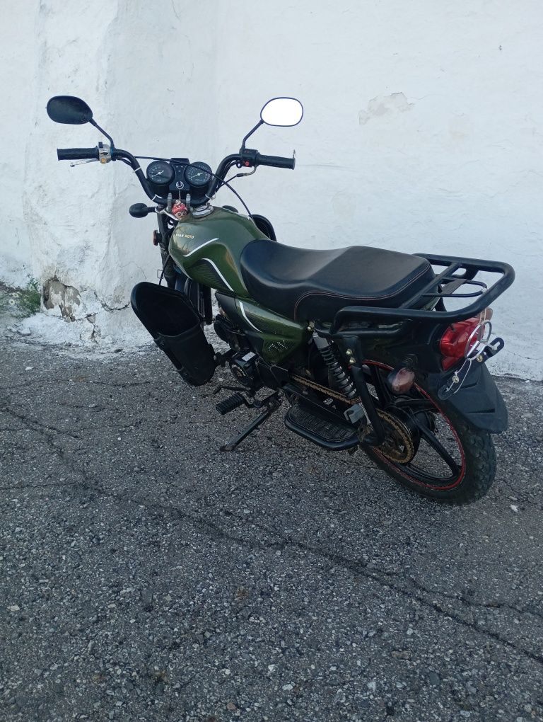Мотоцикл khan moto
