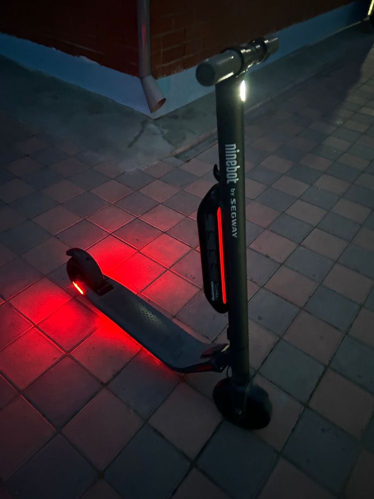 Электросамокат Ninebot by Segway ES4