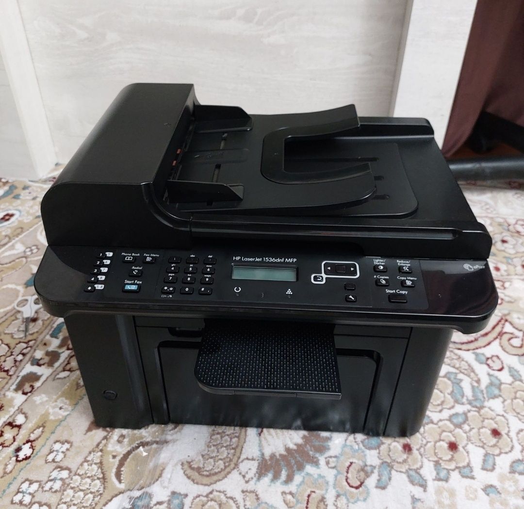 HP LaserJet 1536dnf МФУ
принтер, сканер, копир.