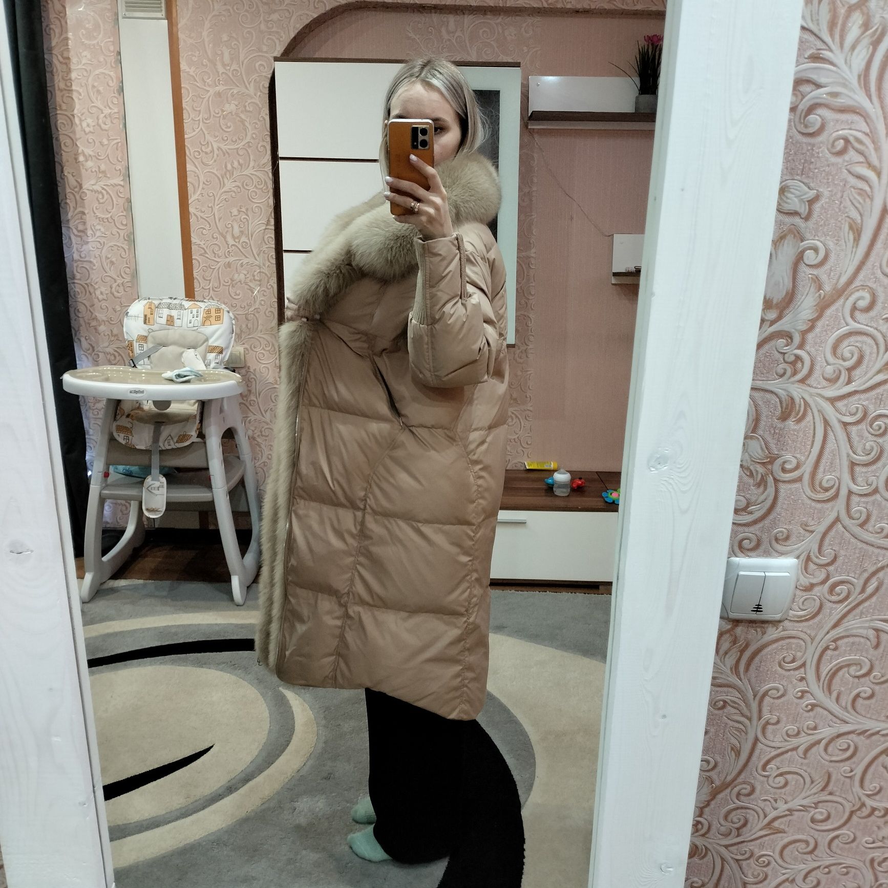 Продам зимнюю  куртку