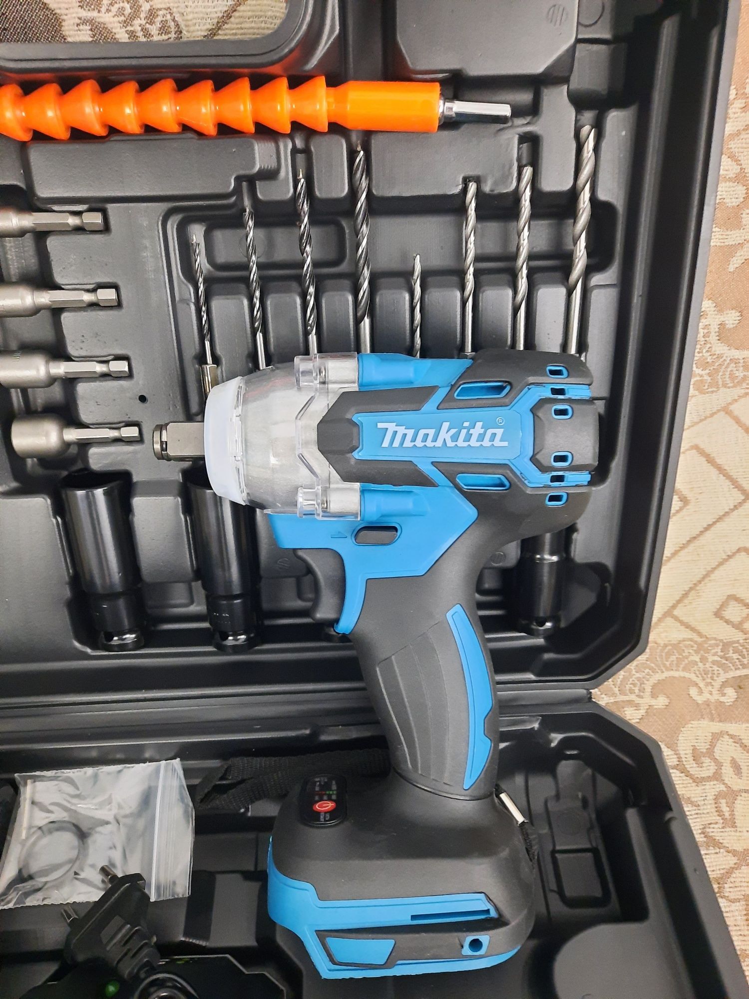 Гайкаверт Makita 48вт,также разные инструменты