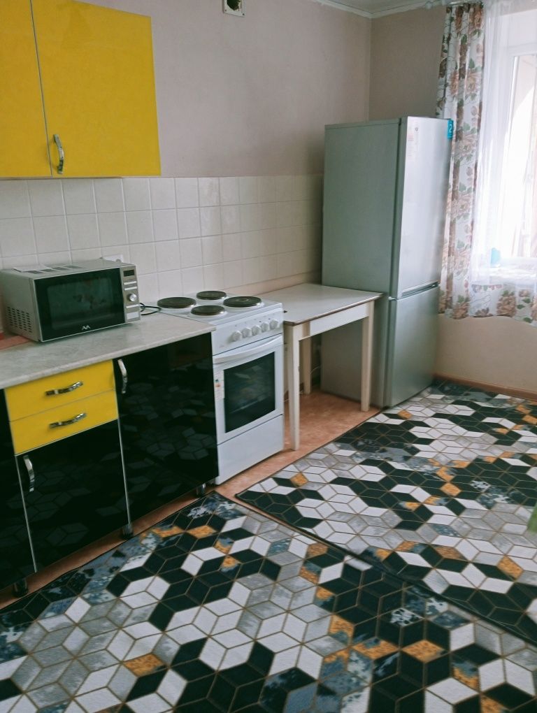 Сдам 1,5ку посуточно в районе стрелка 7000т