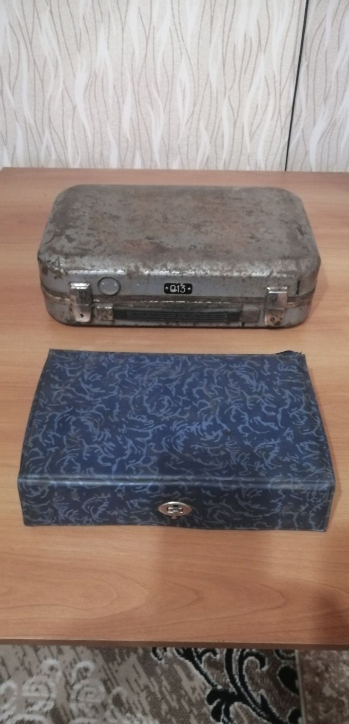 Продам чемоданчик
