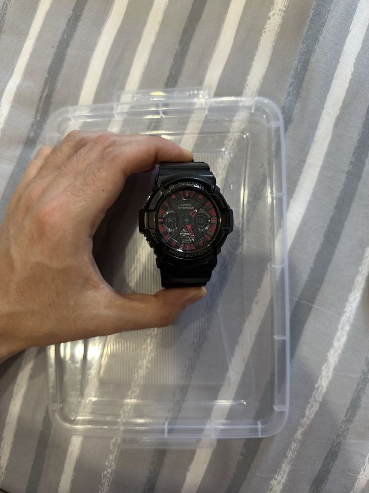 Часы Casio G-Shock GA200SH