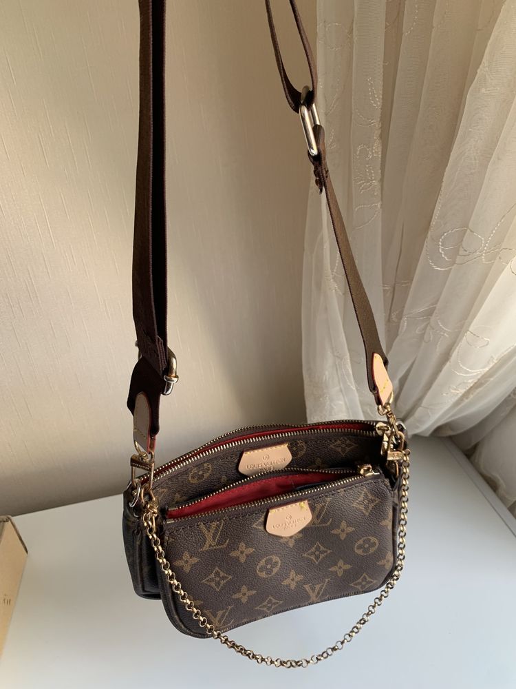 Сумочка lv