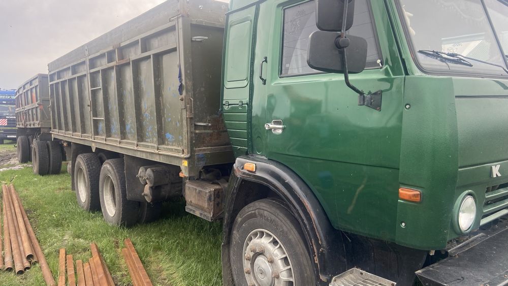 Камаз 4510 с прицепом. Зерновоз.