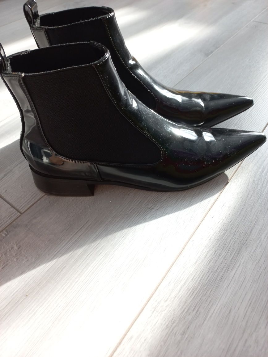 Продам ботильоны zara.