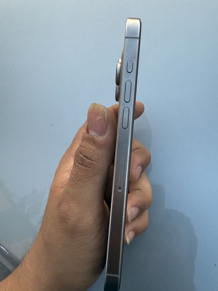 Продам Iphone 15 pro max 256gb