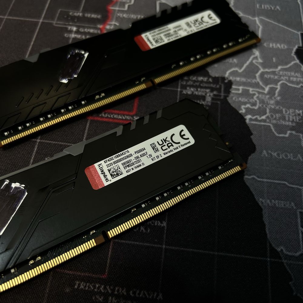 Оперативная память Kingston Fury Beast RGB KF426C16BBAK2/16 2x8Gb