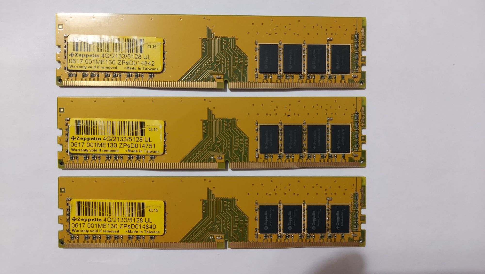 Оперативная память DDR 4 4GB.