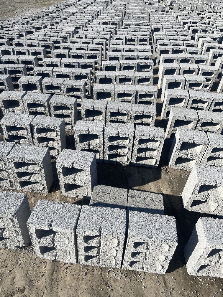 Дипломат Шлакоблок