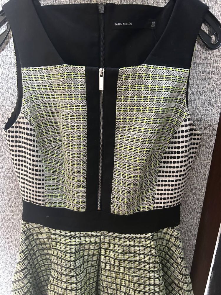 Платье от Karen Millen