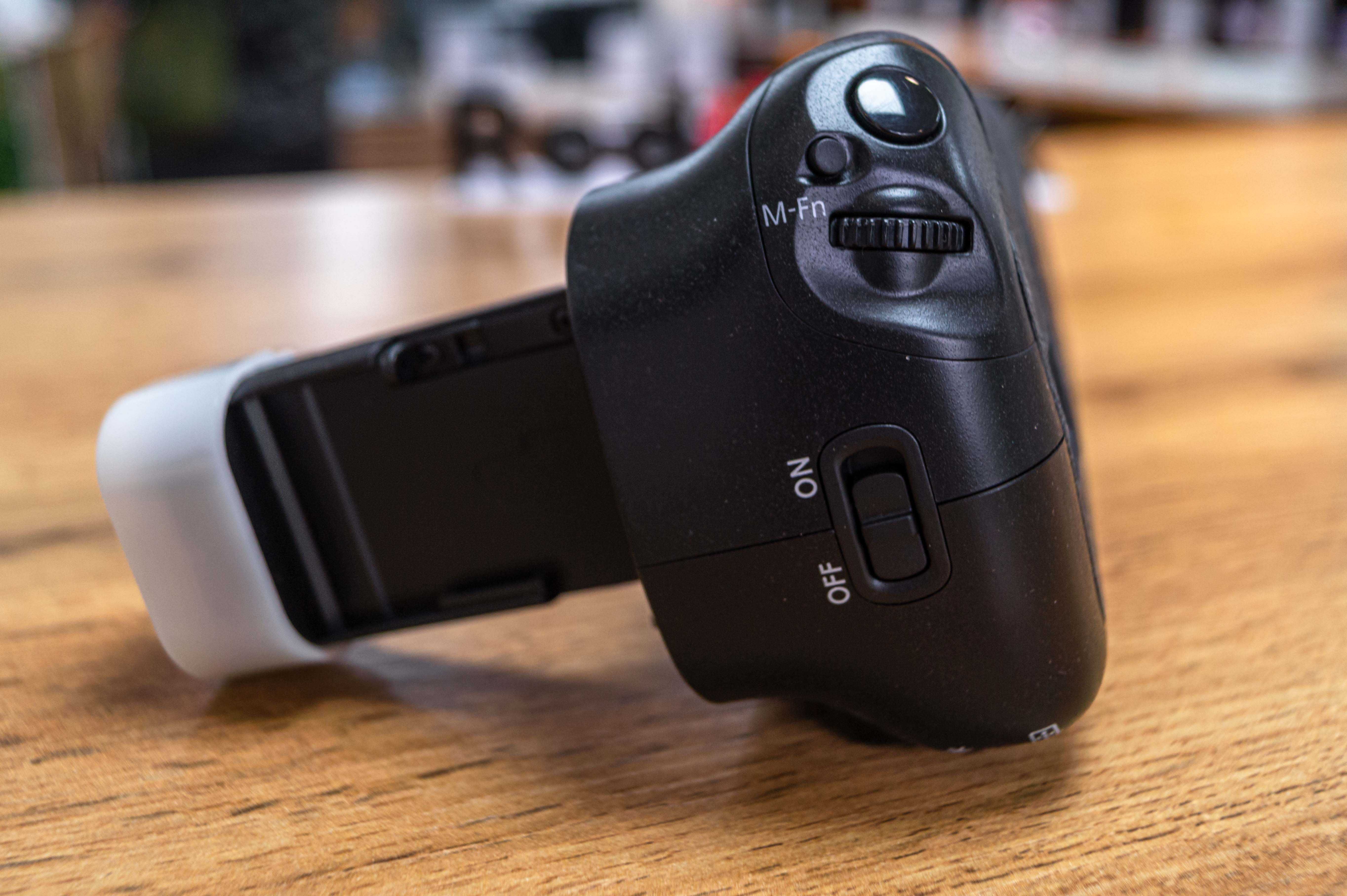 Ручка аккумулятора Canon Battery Grip Bg-E 11 | Магазин Red Geek|