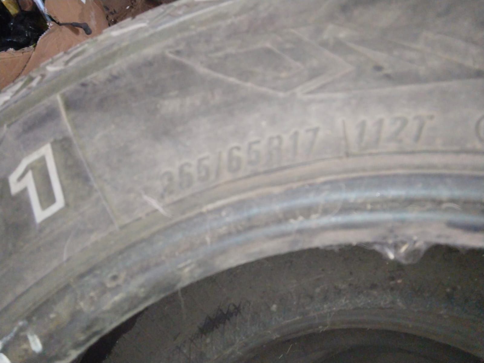 Продам резину 265 65 R17