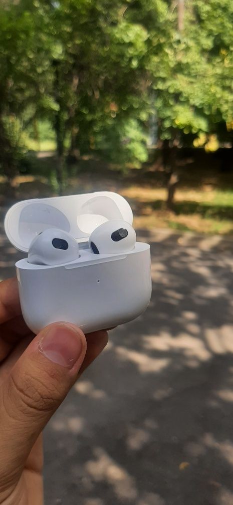Удиви близкийх новым Airpods 3
