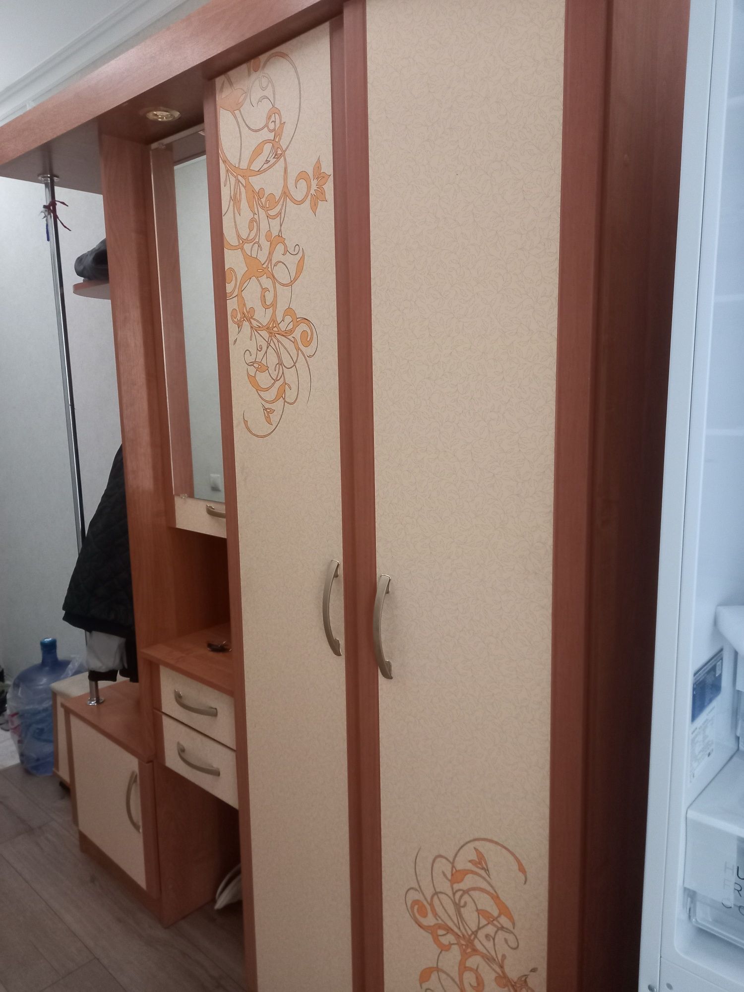 В ПОДАРОК  МЕБЕЛЬ Для обуви, гарнитур для прихожей
