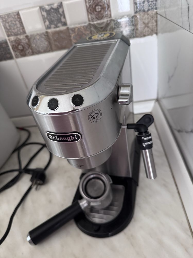 Delonghi EC685 в хорошем состоянии