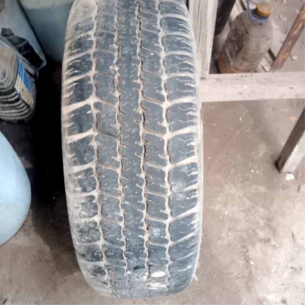 Продам автошины размерам 225/70/15 и 205/60/16 и 205/65/15