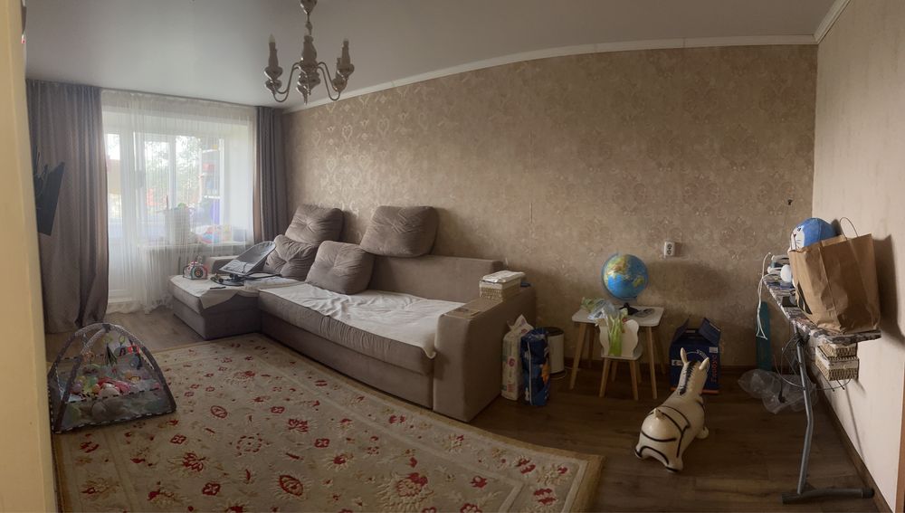 Продам 2х комнатную квартиру Комсомольский 6