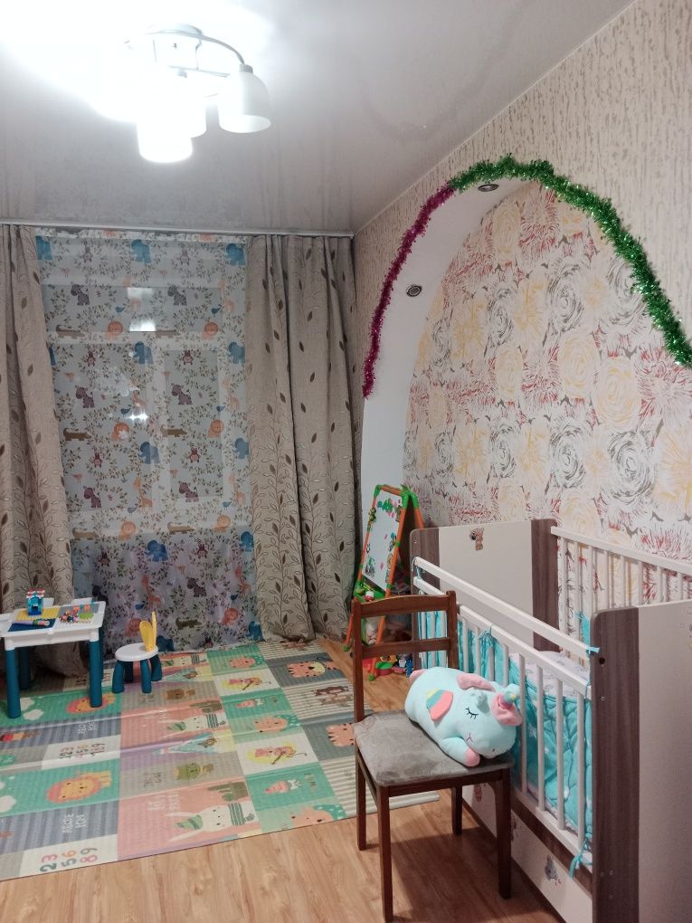 Продам 3 комн. сталинка, ДКМ.