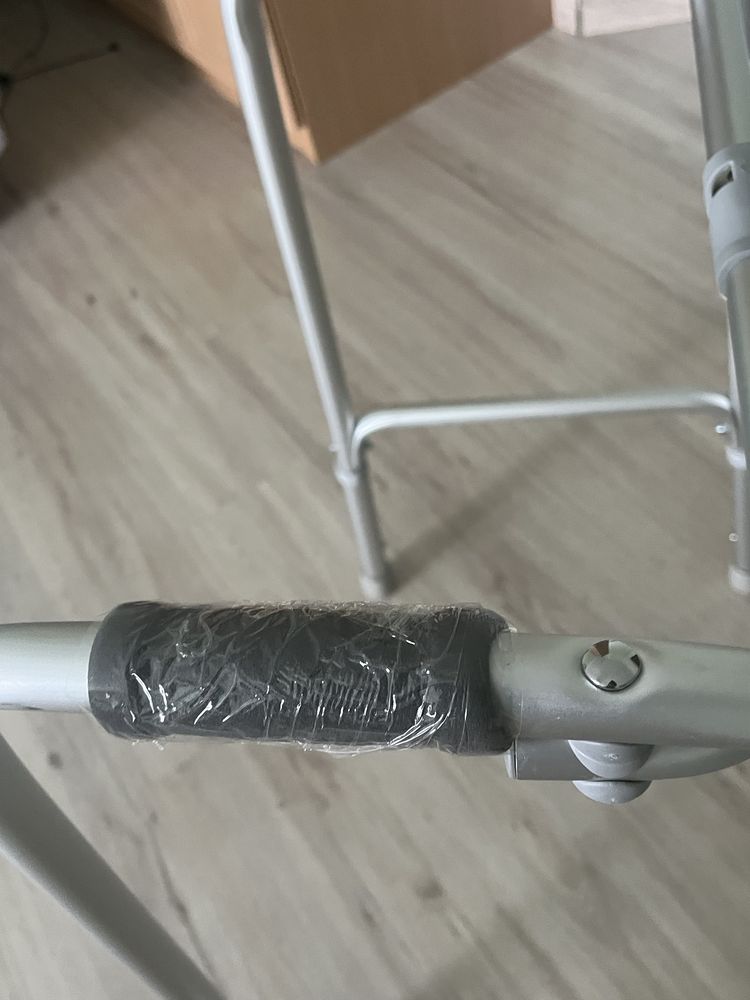 Продам новые ходунки