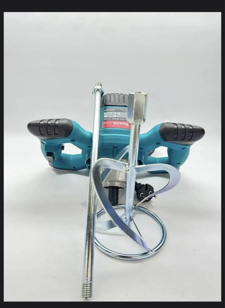 Миксер строительный makita  6 скорестей новый
