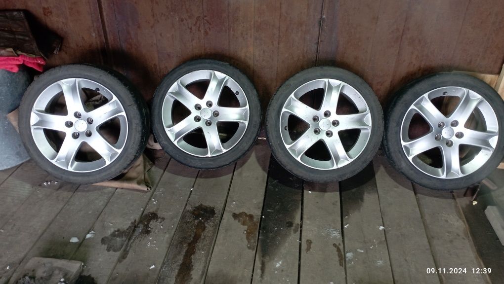 Продам диски в сборе 215/45 R17.