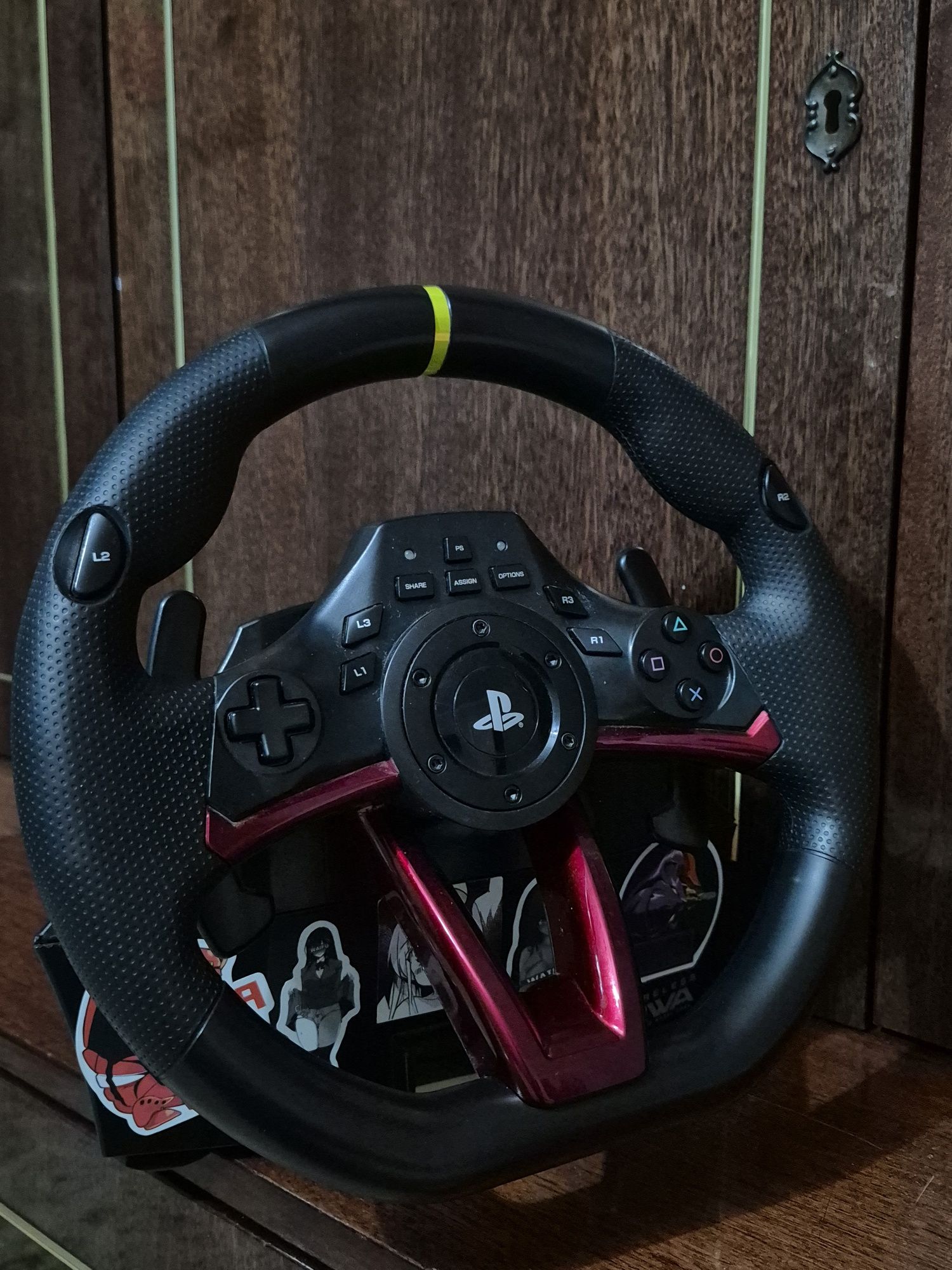 Продам игровой руль HORI RWA