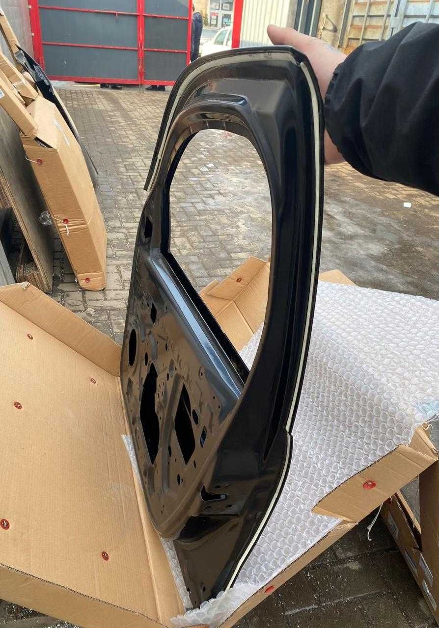 Запчасти по кузову Тойота Лексус Королла Камри Прадо