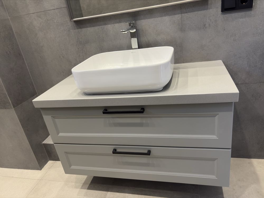 Продается накладная раковина от Minotti