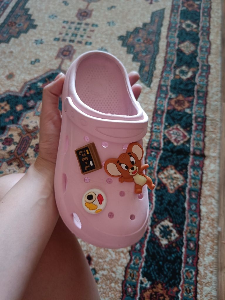 Продам Кроксы для девочки