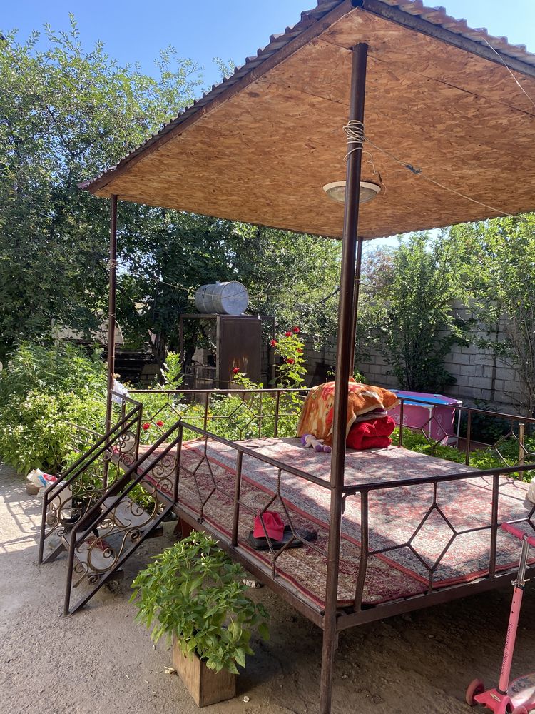 Дача Кайнар булак большой дом и времянка