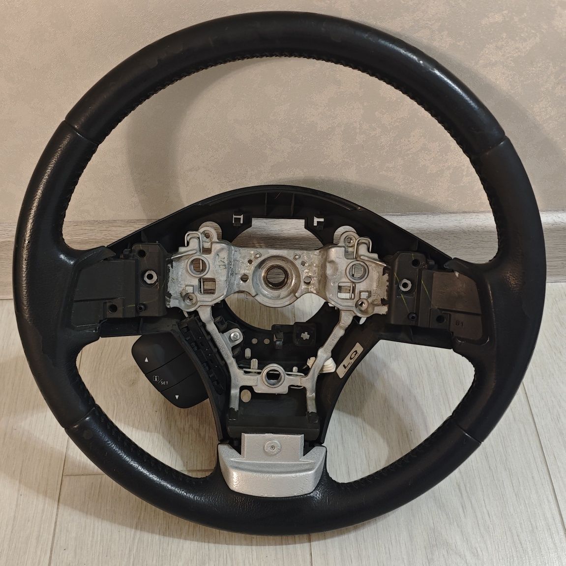 Продам подрулевые кнопки Subaru xv